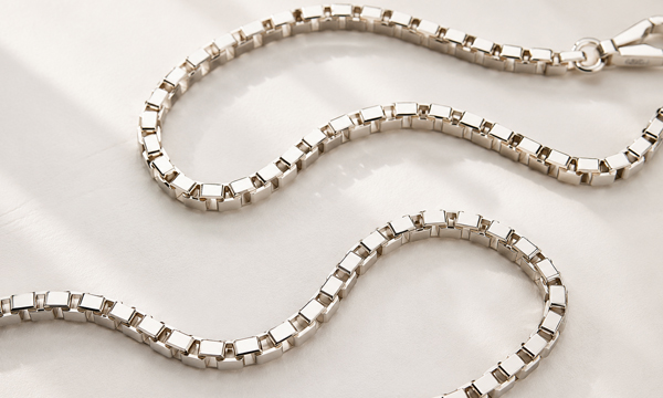 Metal chains and rings for bags and accessory hardware